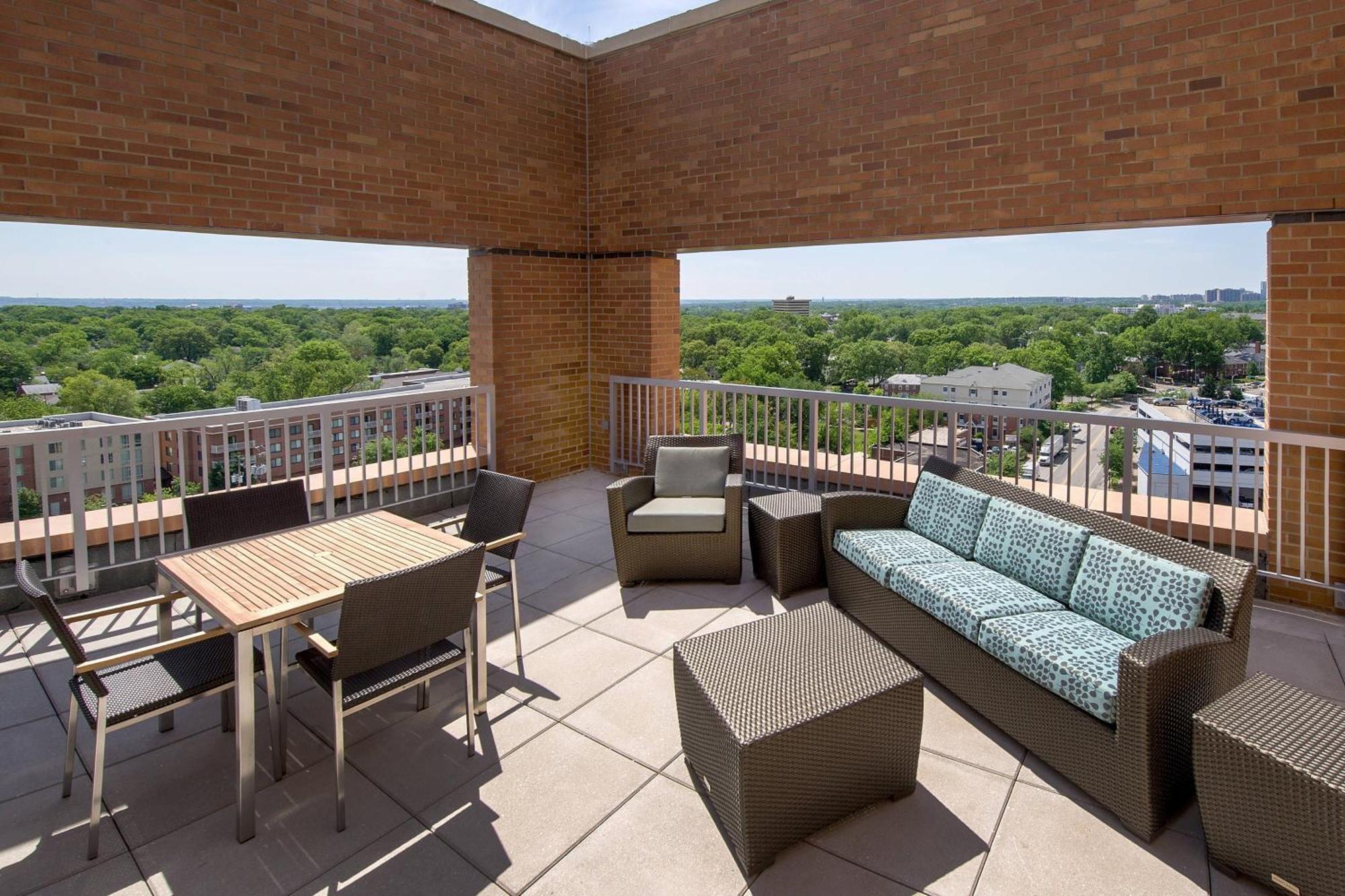 Residence Inn By Marriott Arlington Ballston Exterior photo