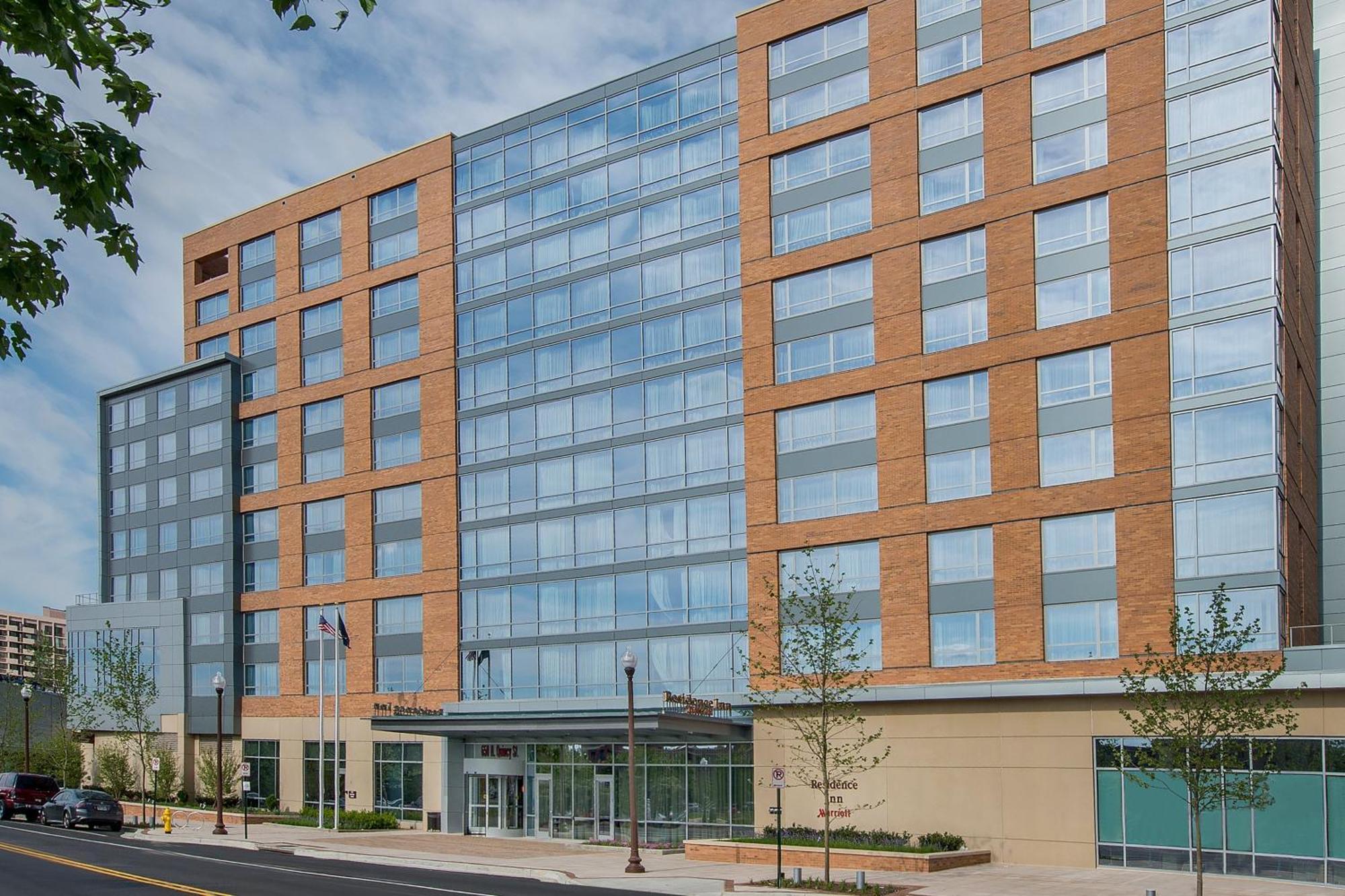 Residence Inn By Marriott Arlington Ballston Exterior photo